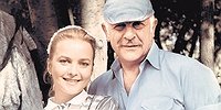 «За Александру... как её по батюшке?»