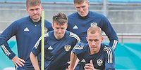 Юрий Семин: «В Дании все решит то, как будем бежать и бороться. Индивидуально соперники намного сильнее»