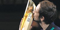 Медведев: суперхет-трик в Вене!