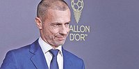 УЕФА – за Россию. Но политика пока сильнее